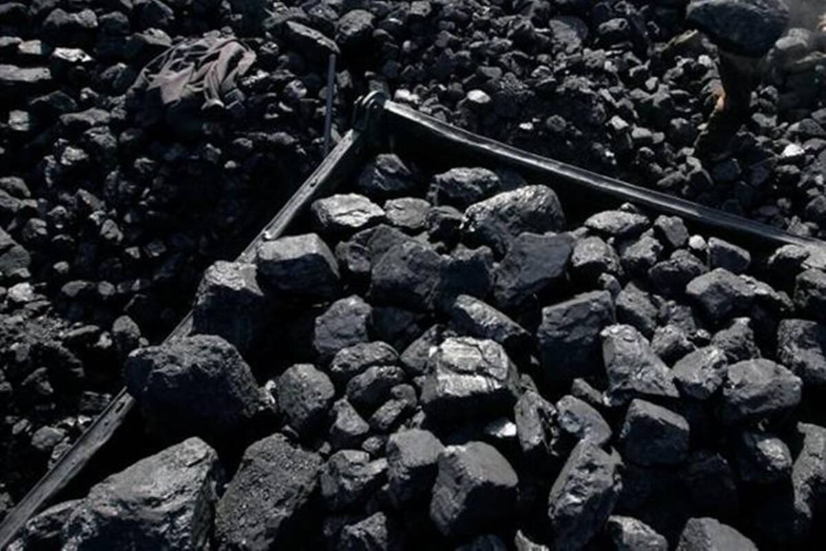 Coal, lignite firms plan to install additional 5,560 MW renewable energy capacity by 2030