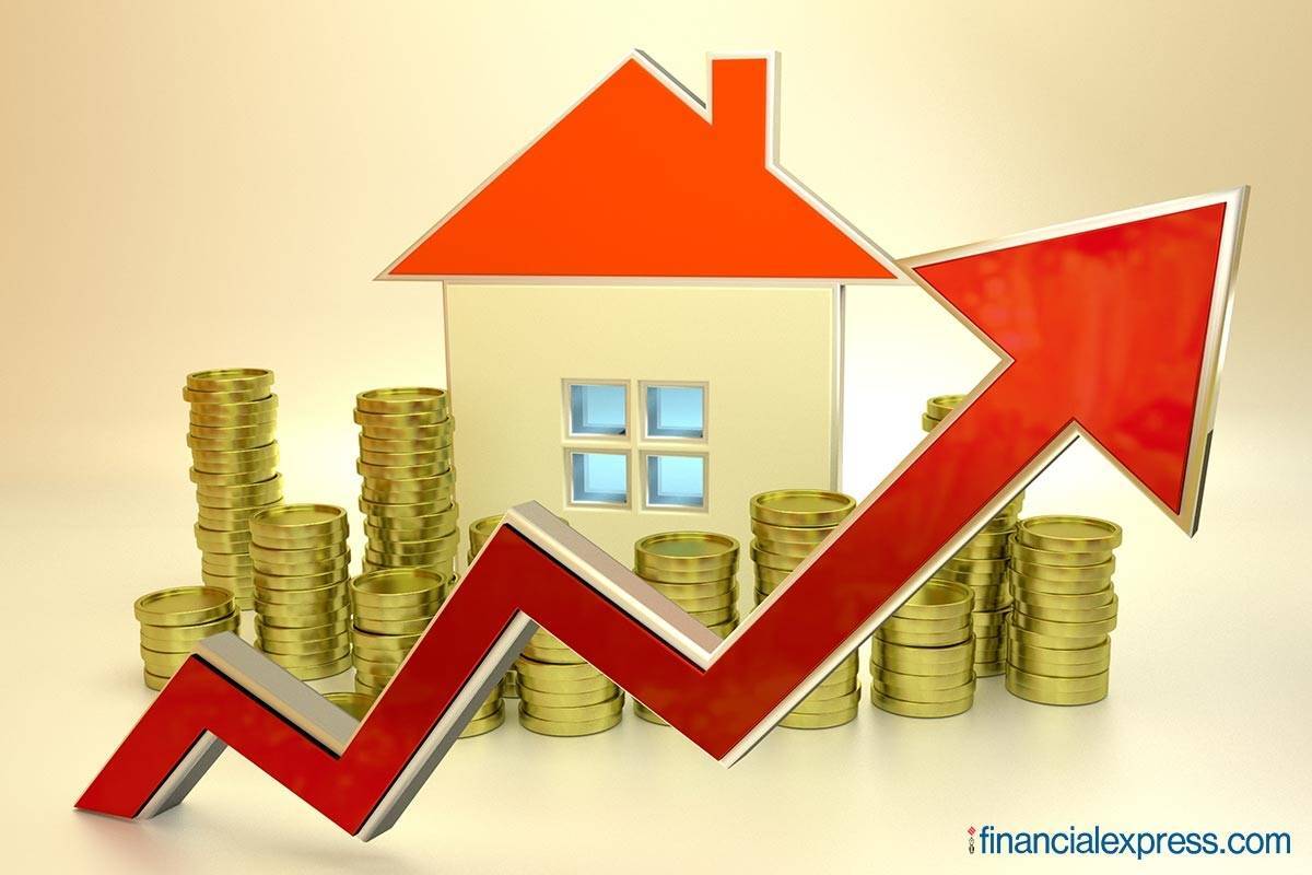 Current Sentiment Score of real estate at a new high in Q4 2021, Future Outlook dips