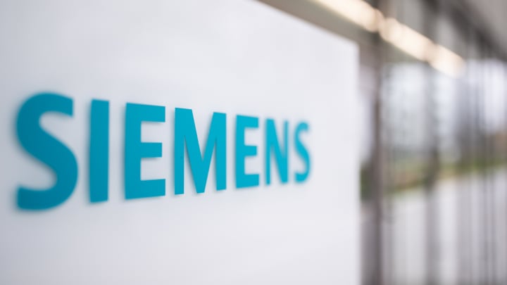 Siemens commissions one of the biggest green hydrogen production plants in Germany