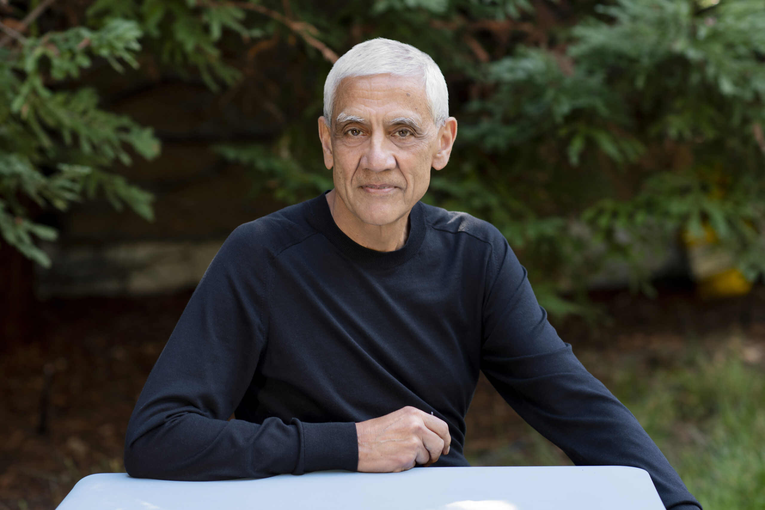 Vinod Khosla of Khosla Ventures, one of OpenAI’s early investors : US Pioneer Global VC DIFCHQ Riyadh -Singapore Norway Swiss Our Mind