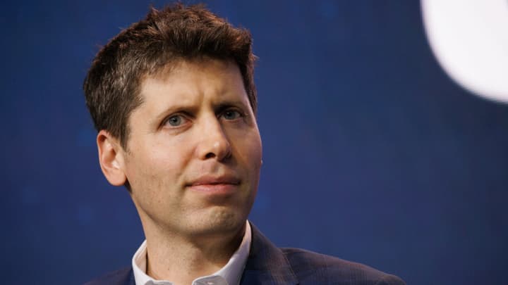 DAVOS WEF OpenAI’s Sam Altman says human-level AI is coming but will change world much less than we think: