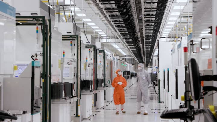 TECH U.S. awards $1.5 billion to GlobalFoundries for semiconductor production: US Pioneer Global VC DIFCHQ Swiss Singapore – Riyadh Norway Our Mind