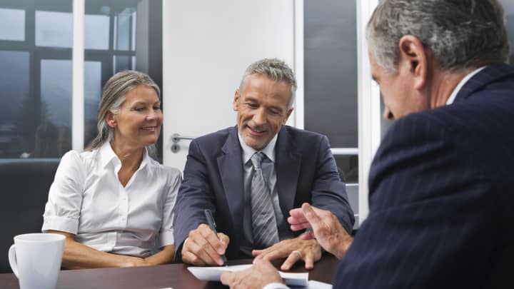 Family offices are going on the offensive, trading cash for alternative assets : US Pioneer Global VC DIFCHQ Singapore Swiss-Riyadh Norway Our Mind