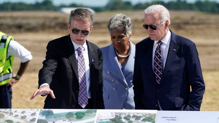 Biden announces major semiconductor deal with Intel to invest in 4 states : US Pioneer Global VC DIFCHQ India Swiss Singapore – Riyadh Norway Our Mind