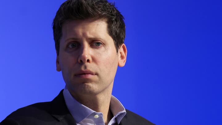 OpenAI CEO Sam Altman Seeking Global Support for AI Infrastructure : US Pioneer Global VC DIFCHQ NYC India Singapore – Riyadh Norway Our Mind