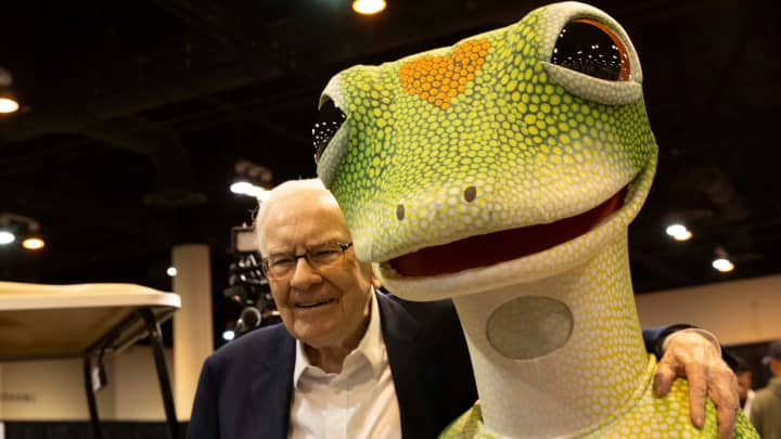 Buffett’s Berkshire Hathaway gains as insurance lifts first-quarter profit and cash nears $200 billion : US Pioneer Global VC DIFCHQ NYC India Singapore – Riyadh Norway Our Mind