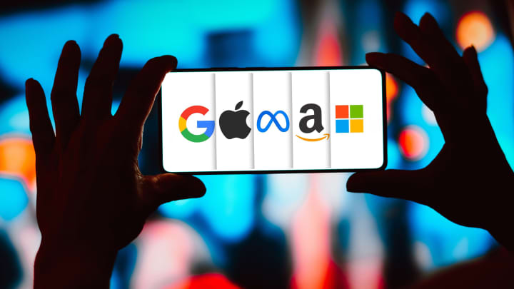 The Trillion-Dollar AI Showdown: Microsoft, Google, and Meta in the Race to Dominate Tech’s Next Frontier : US Pioneer Global VC DIFCHQ SFO India Singapore – Riyadh Swiss Our Mind