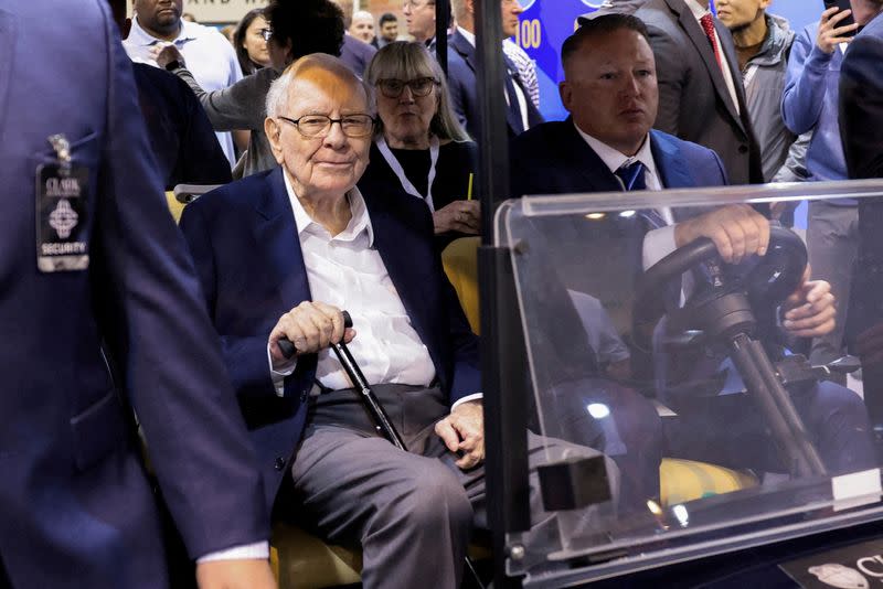 Factbox-Warren Buffett and Berkshire Hathaway at a glance : US Pioneer Global VC DIFCHQ SFO NYC Singapore – Riyadh Swiss Our Mind