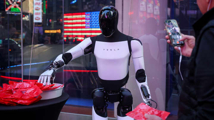 Robots instead of cars: strategic expansion of business models : US Pioneer Global VC DIFCHQ SFO NYC Singapore – Riyadh Swiss Our Mind