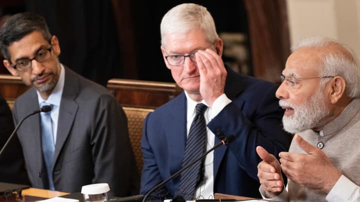 AI Summit Day 2: Three lakh registrations so far, focus on inclusive AI growth : US Pioneer Global VC DIFCHQ SFO NYC Singapore – Riyadh Swiss Our Mind