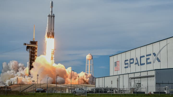 SpaceX Could Soon Run Into a $2.7 Trillion Roadblock Named Amazon : US Pioneer Global VC DIFCHQ SFO NYC Singapore – Riyadh Swiss Our Mind