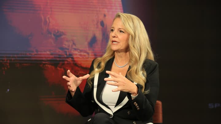 SpaceX’s Gwynne Shotwell had IPO doubts for years, now she has a message for investors : US Pioneer Global VC DIFCHQ SFO NYC Singapore – Riyadh Swiss Our Mind SpaceX’s Gwynne Shotwell had IPO doubts for years, now she has a message for investors : US Pioneer Global VC DIFCHQ SFO NYC Singapore – Riyadh Swiss Our Mind