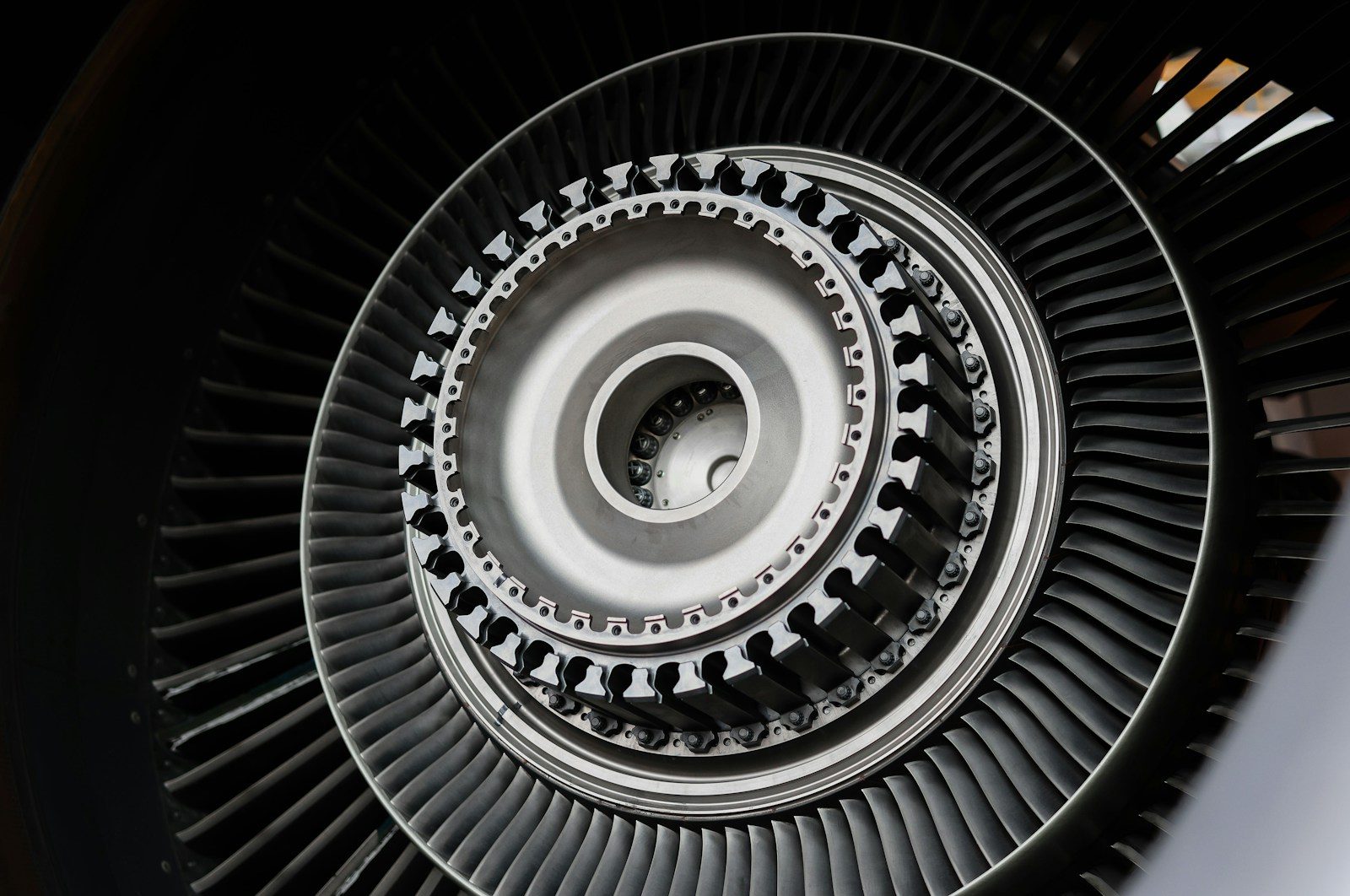 Rolls-Royce CEO says major hyperscaler nuclear deal is imminent as data center demand soars : US Pioneer Global VC DIFCHQ SFO NYC Singapore – Riyadh Swiss Our Mind Rolls-Royce CEO says major hyperscaler nuclear deal is imminent as data center demand soars : US Pioneer Global VC DIFCHQ SFO NYC Singapore – Riyadh Swiss Our Mind