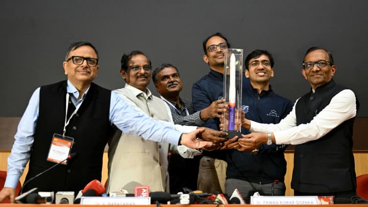 Skyroot rocket puts India alongside U.S., China in private orbital launch : US Pioneer Global VC DIFCHQ SFO NYC Singapore – Riyadh Swiss Our Mind Skyroot rocket puts India alongside U.S., China in private orbital launch : US Pioneer Global VC DIFCHQ SFO NYC Singapore – Riyadh Swiss Our Mind