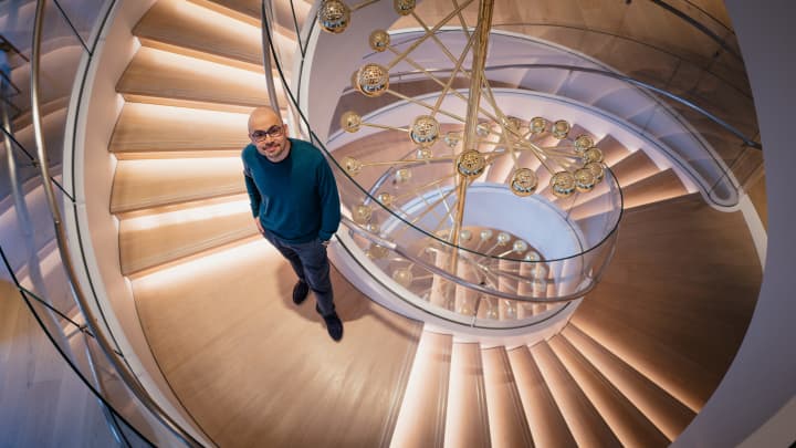 Demis Hassabis’ new role exposes Google’s AI balancing act : US Pioneer Global VC DIFCHQ SFO NYC Singapore – Riyadh Swiss Our Mind Demis Hassabis’ new role exposes Google’s AI balancing act : US Pioneer Global VC DIFCHQ SFO NYC Singapore – Riyadh Swiss Our Mind