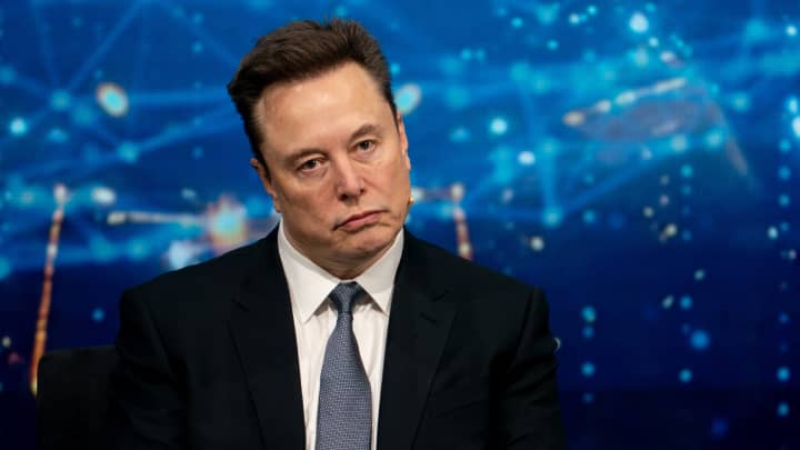 Elon Musk is looking for trades workers to build AI data centers : US Pioneer Global VC DIFCHQ SFO NYC Singapore – Riyadh Swiss Our Mind Elon Musk is looking for trades workers to build AI data centers : US Pioneer Global VC DIFCHQ SFO NYC Singapore – Riyadh Swiss Our Mind